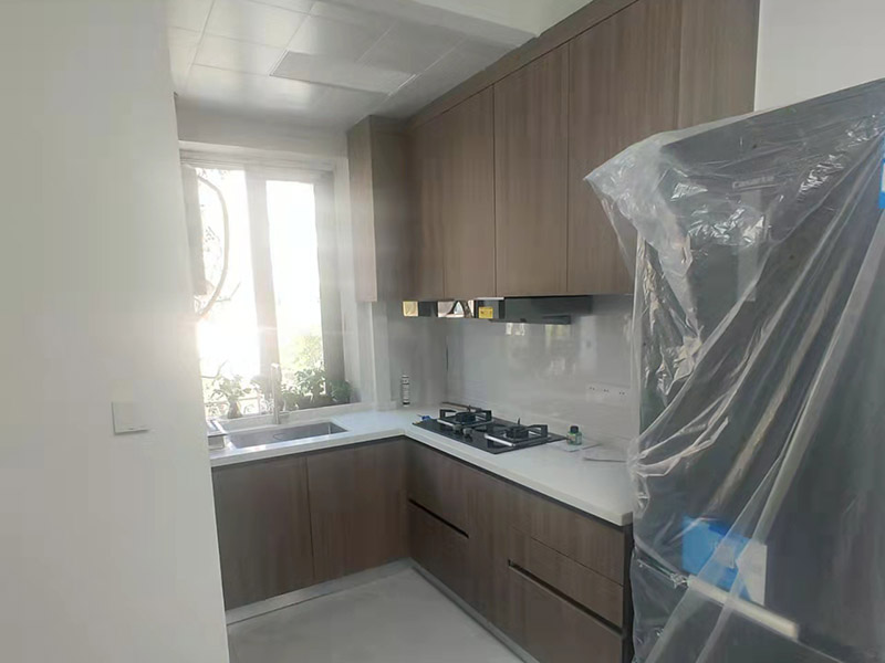 武汉朗诗·里程 5平米厨房翻新改造 L型橱柜安装全包装修施工