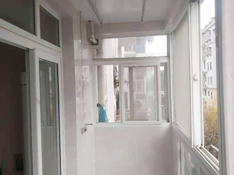 广州阳台安装玻璃窗多少钱一平方？(图3)