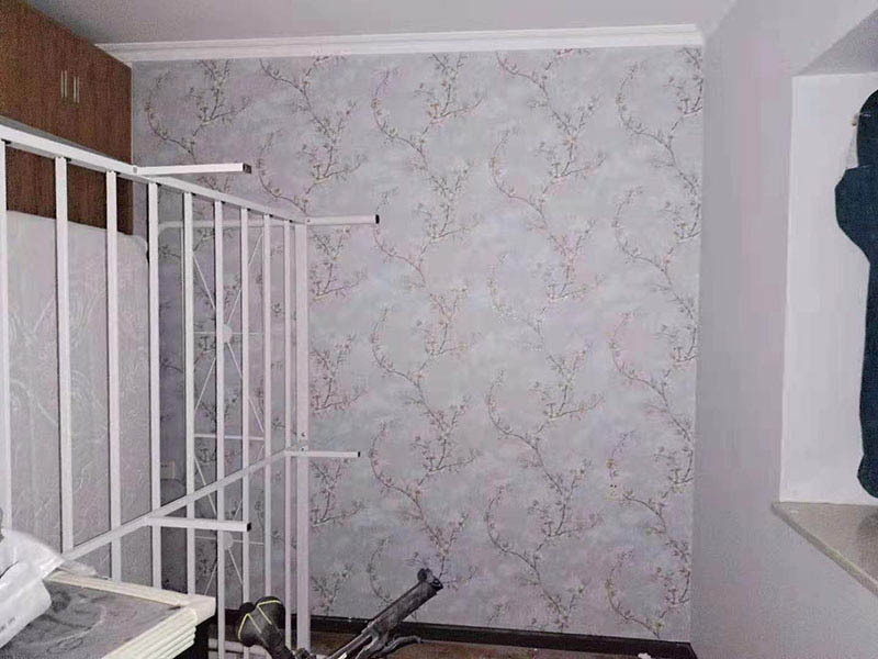客厅装修翻新选择乳胶漆还是墙布？(图3)
