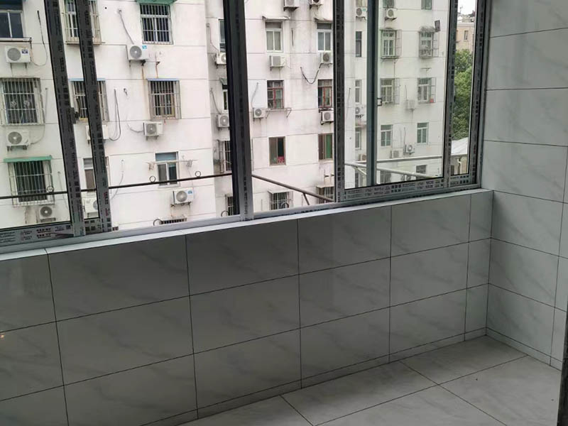 阳台想重新贴瓷砖要怎么处理